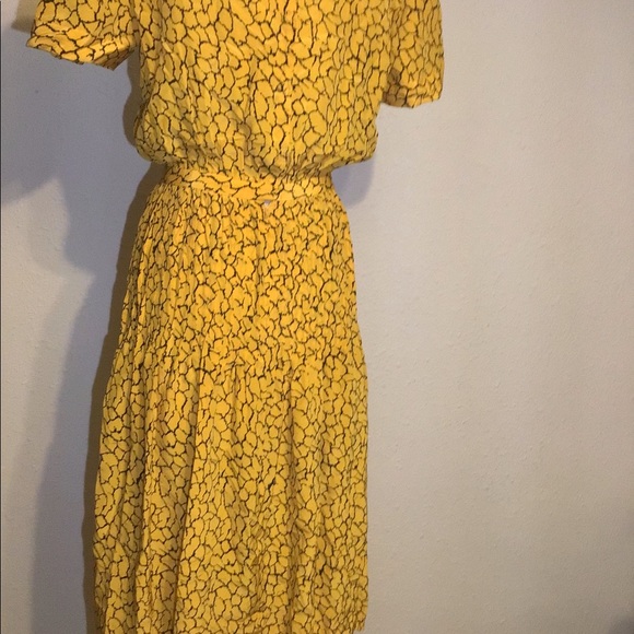 Carolyne Barton vintage yellow/black silk dress size 8 - Picture 9 of 16